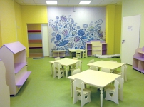 Декорирование стены в детском садике. Фотообои. 